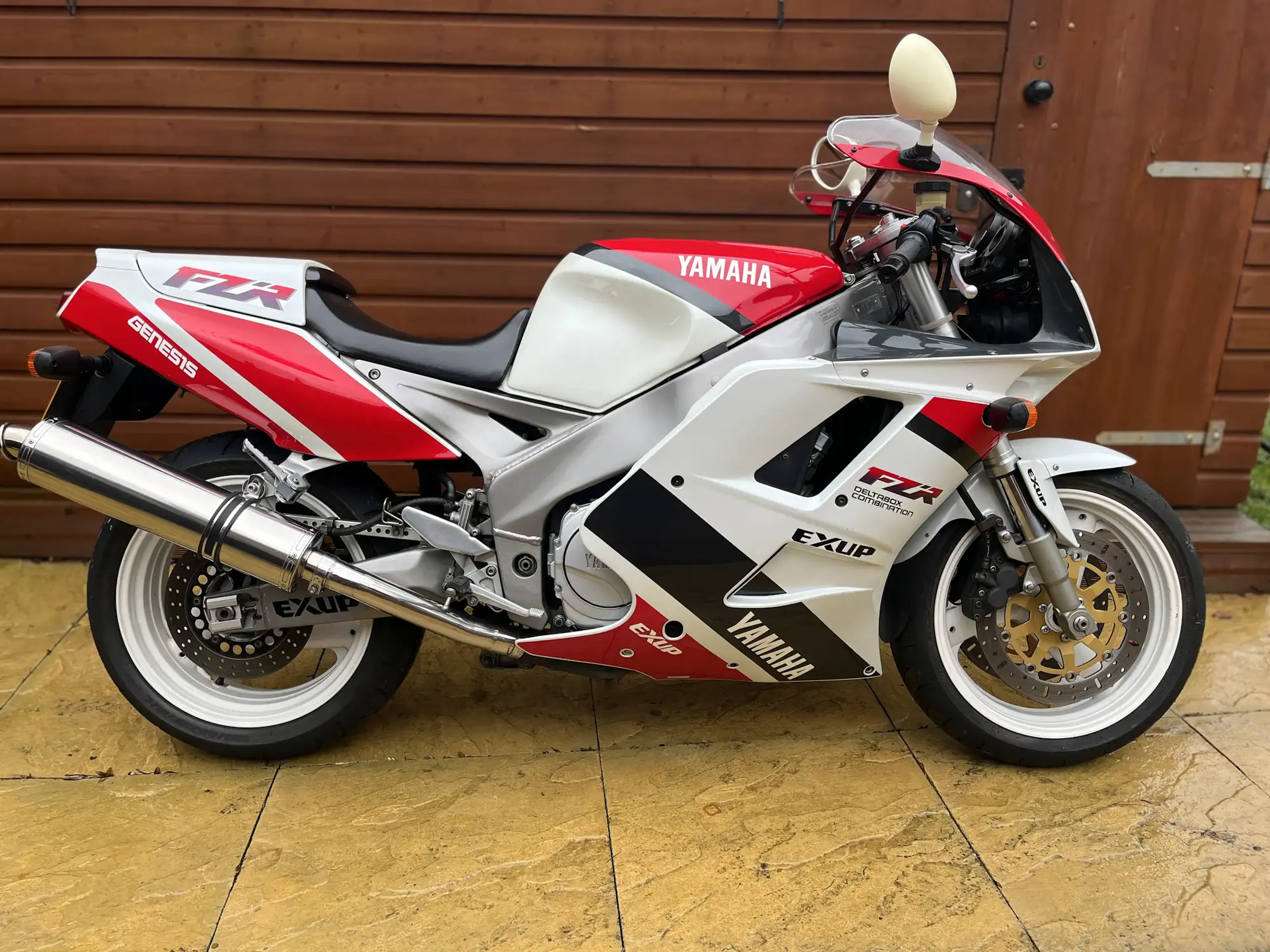 1994 Yamaha FZR1000 Base | Hagerty Valuation Tool®